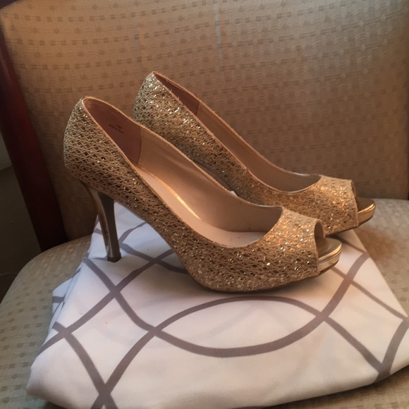 Heels - Picture 1 of 6